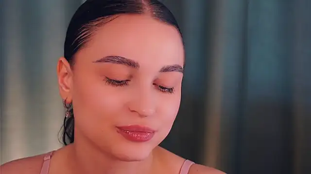 Chat XXX ao vivo de ZofiaSoshnik