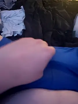 Cummaker69's Webcam Show