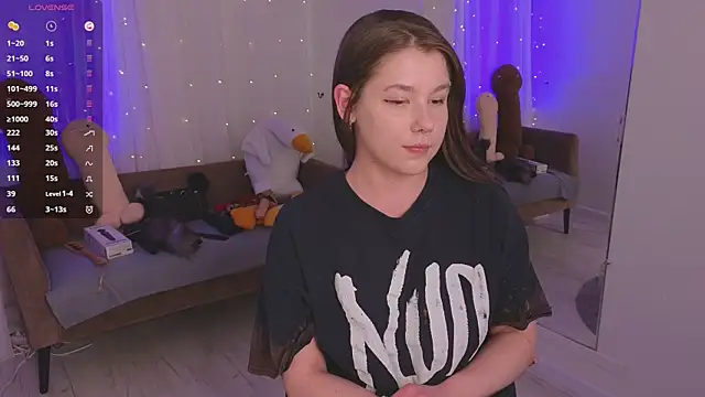 Mira_Falls' Live XXX Chat