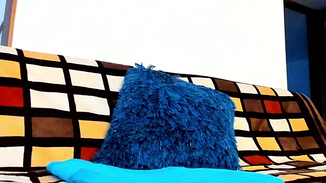 katcum02's Webcam Show