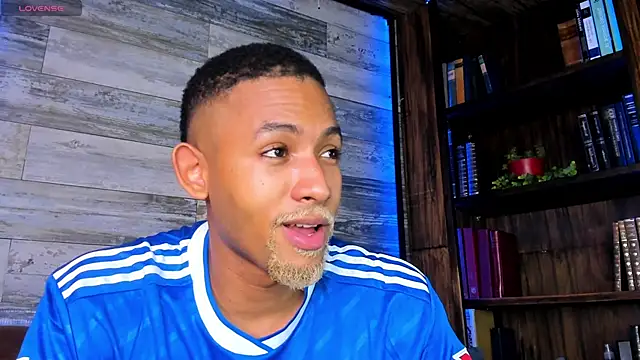 B_Wild Pertunjukan Webcam