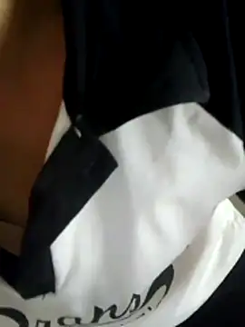 Asami_6868 – Naživo XXX chat