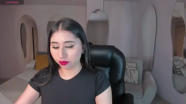 MayaMoretti_'s Live XXX Chat