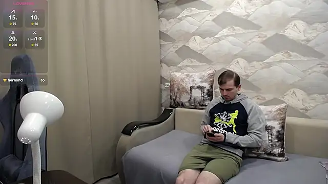 SerzhKorol1's Webcam Show