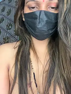 CUTI-NAINAのウェブカメラショー