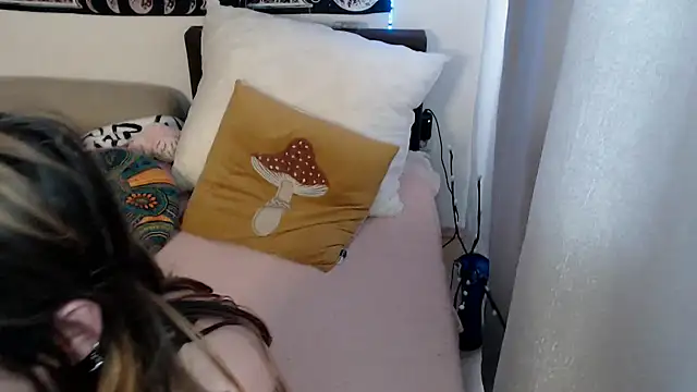 AlienforTwenty 라이브 XXX 채팅