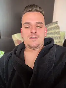 Huge_cock22cm Show in webcam