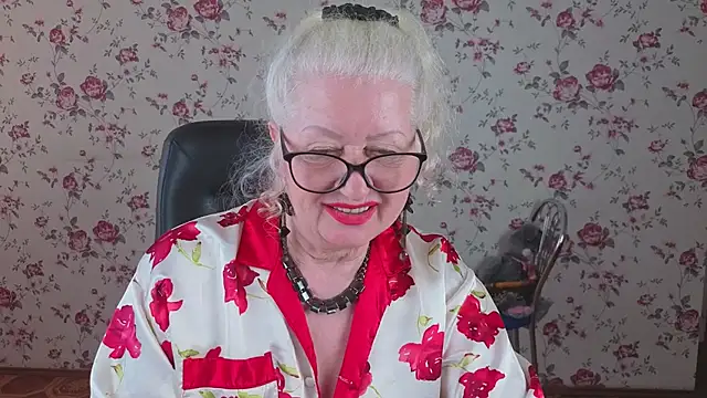 Maya_Mayflower's Live XXX Chat