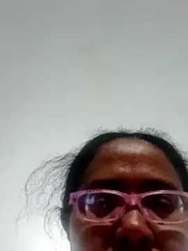 sexymomsn Webcam-Show