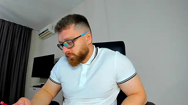 Webkamerová show Findom_guy