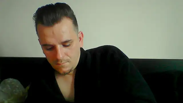 Huge_cock22cm: вебкам-шоу