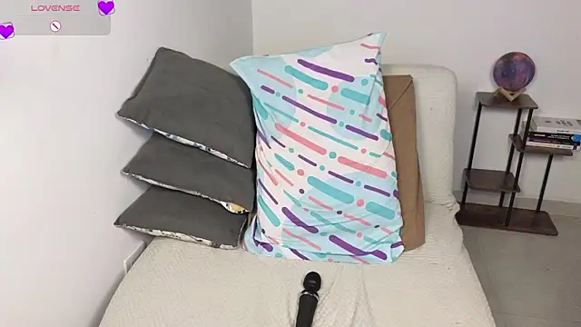 blue__moon_'s Live XXX Chat