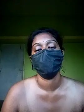 XXX chat uživo modela bannerjeesneha20