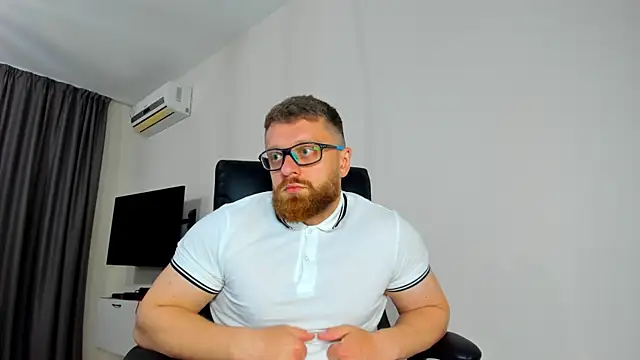 Findom_guy Chat XXX in diretta