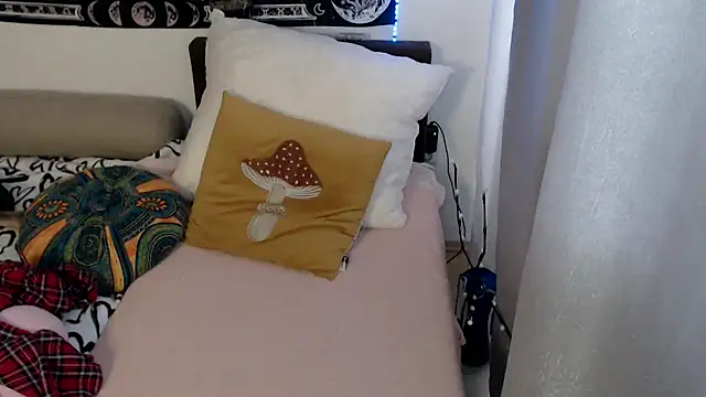 Chat +18 de AlienforTwenty ao vivo