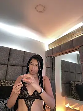 Chat +18 de BrigitteVons ao vivo