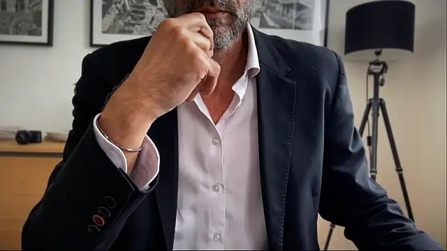 mecchaude Adlı Modelin Canlı XXX Sohbeti