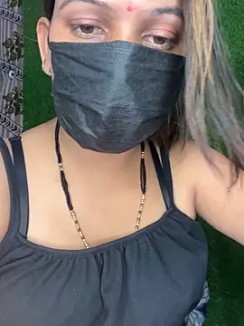 CUTI-NAINA's Live XXX Chat