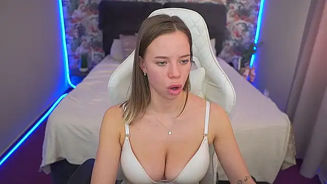 Sexy_Ira Chat XXX in diretta