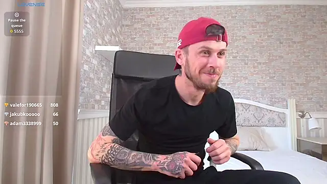 XXX chat uživo modela JonahShaw