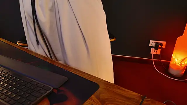 AngeloEric Chat XXX in diretta