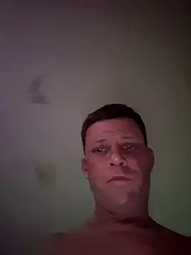 SexyAssPosingGuy: διαδικτυακό σόου στην κάμερα