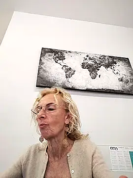 clarabell4n Live XXX chat