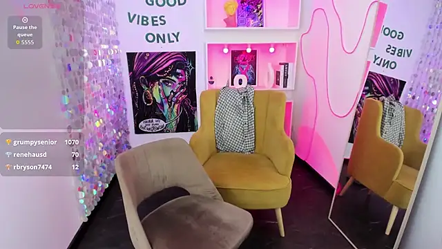 LisaFoxy_yn Live XXX chat