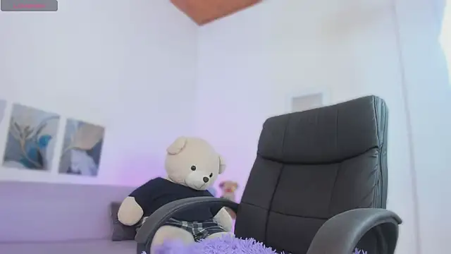 Živý XXX chat LaylaTemptMe