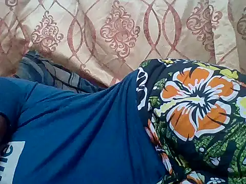 Shubhi92n Live XXX chat