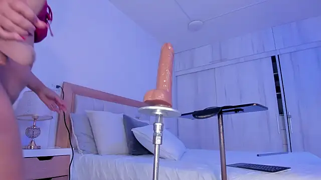 mia_hank's Webcam Show