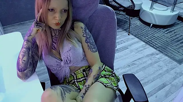 InesGold Chat XXX in diretta