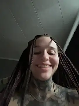 KishaMur Chat XXX in diretta