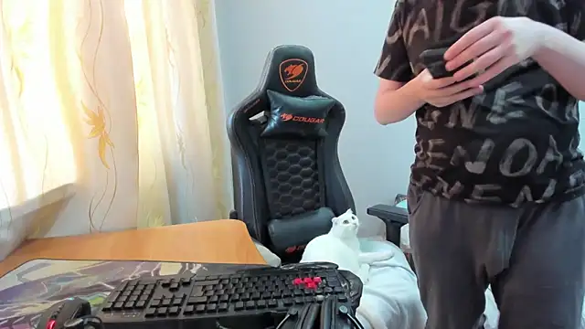 Вебкам-шоу iliaskrislove