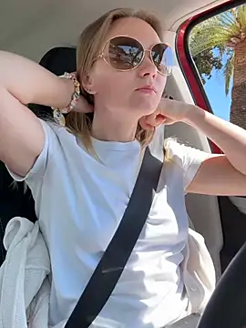 Chat XXX en directo de Weettyy