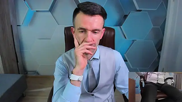 SteveTiger 现场XXX聊天