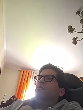 RikCum4u webcam show