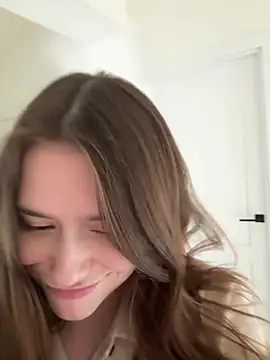 دردشة Sabrina_shells الجنسية المباشرة