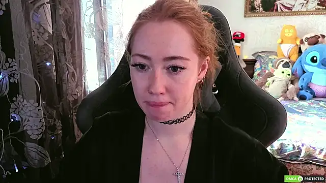 Chat +18 de TinaBrook ao vivo