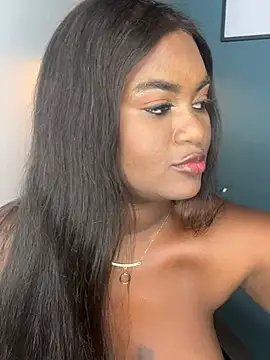 Chat XXX en directo de Noa_Adams