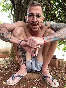 Онлайн чат XXX Lucasjandre