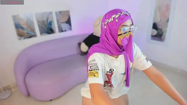 LaylaTemptMe – webcam-show