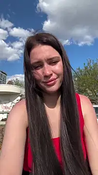 دردشة KikiWatson الجنسية المباشرة