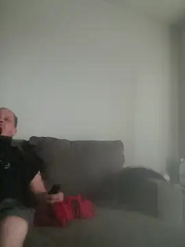 yourMasterisBored's Webcam Show