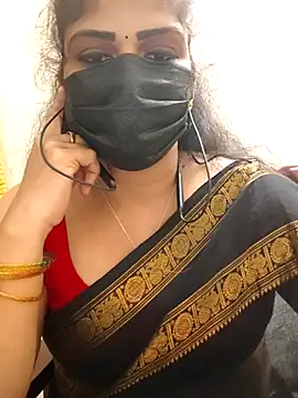 soundharya_tamil's Live XXX Chat