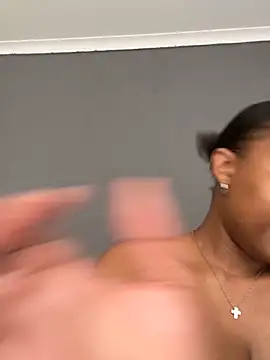 Jazmine-Blue 现场XXX聊天