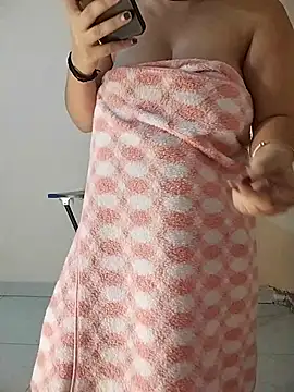 Chat XXX en directo de RooseWater