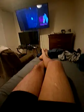 neken-83: διαδικτυακό σόου στην κάμερα