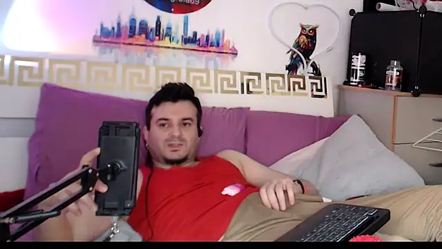 iuligruia69 网络视讯表演