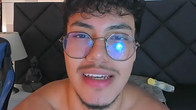 kai_storn 网络视讯表演